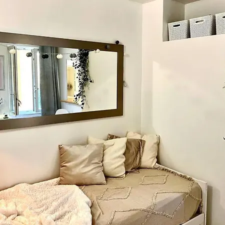 La Chambrette : Studio-rer A-wifi-netflix-jardin