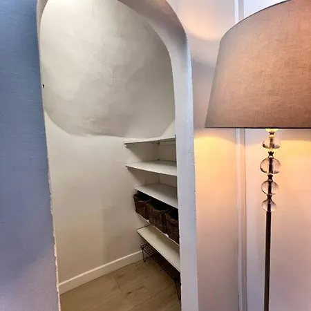 La Chambrette : Studio-rer A-wifi-netflix-jardin נאנטר